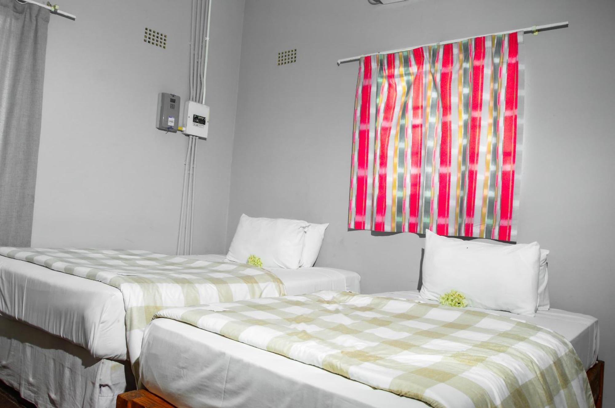 Golentle Home Stay Maun Eksteriør billede
