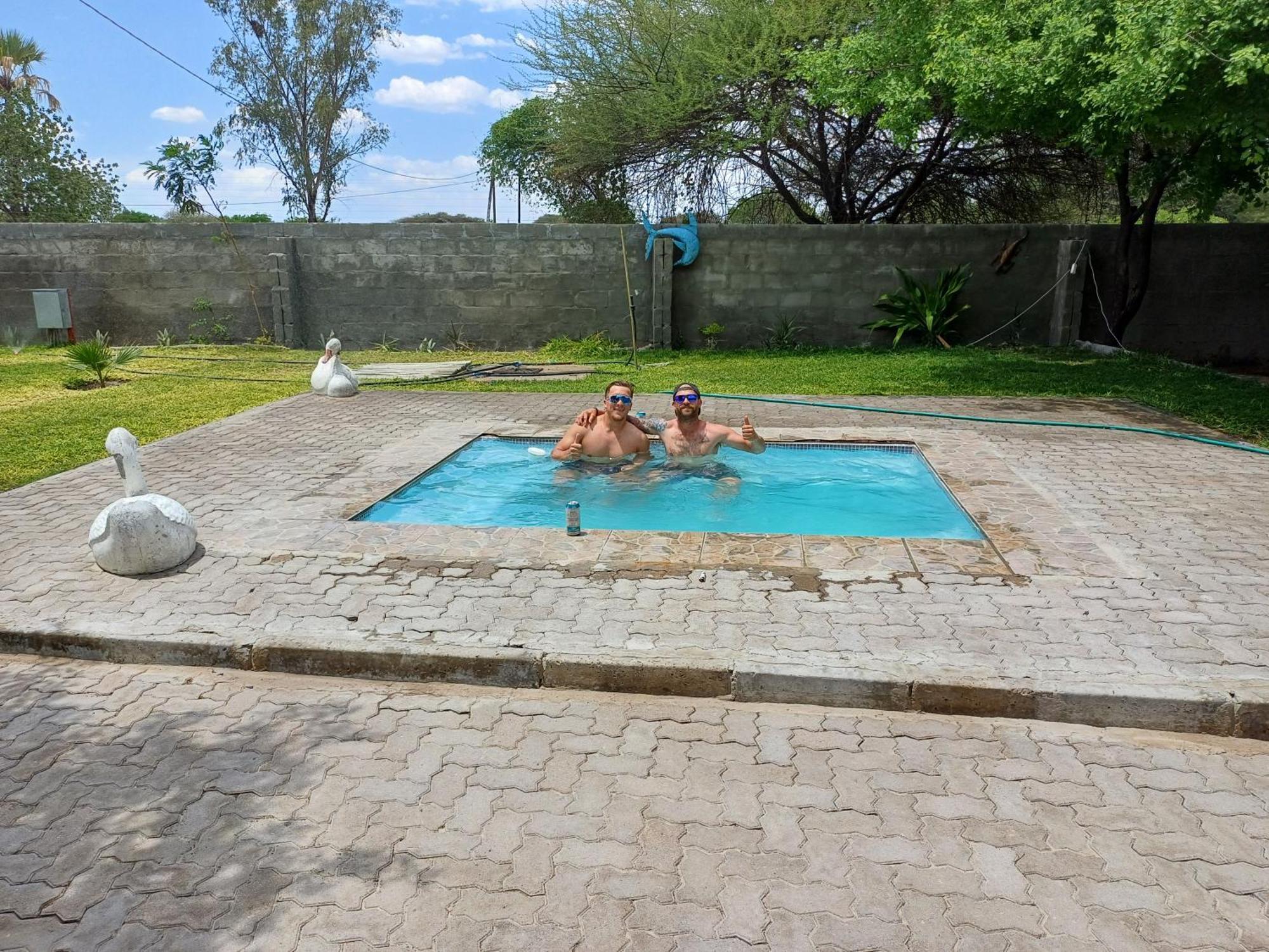 Golentle Home Stay Maun Eksteriør billede